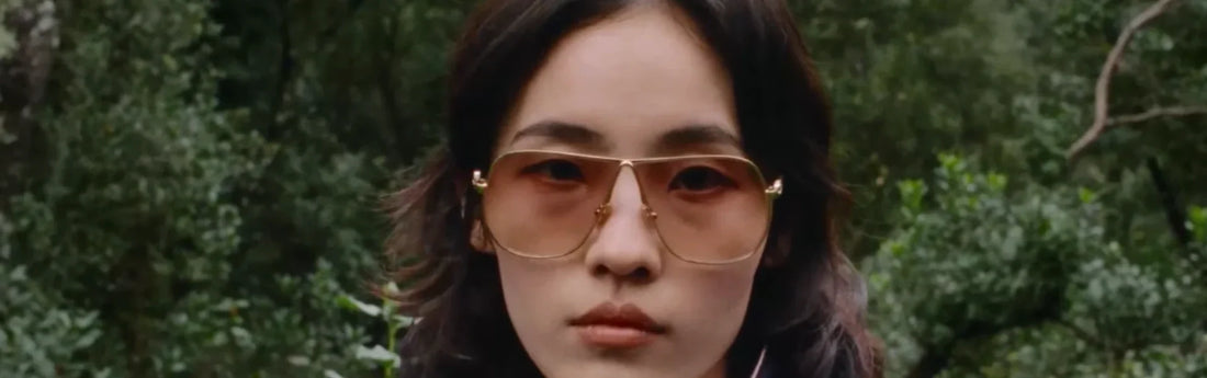 La Hermana Rebelde: El Estilo Vanguardista de Miu Miu para Otoño