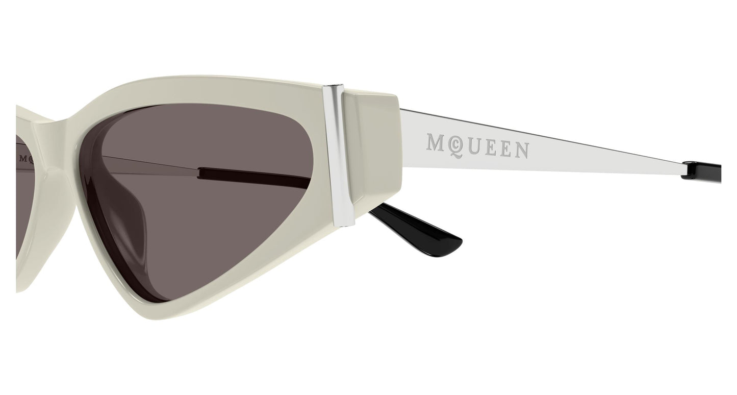 Alexander McQueen AM0493S 004 57