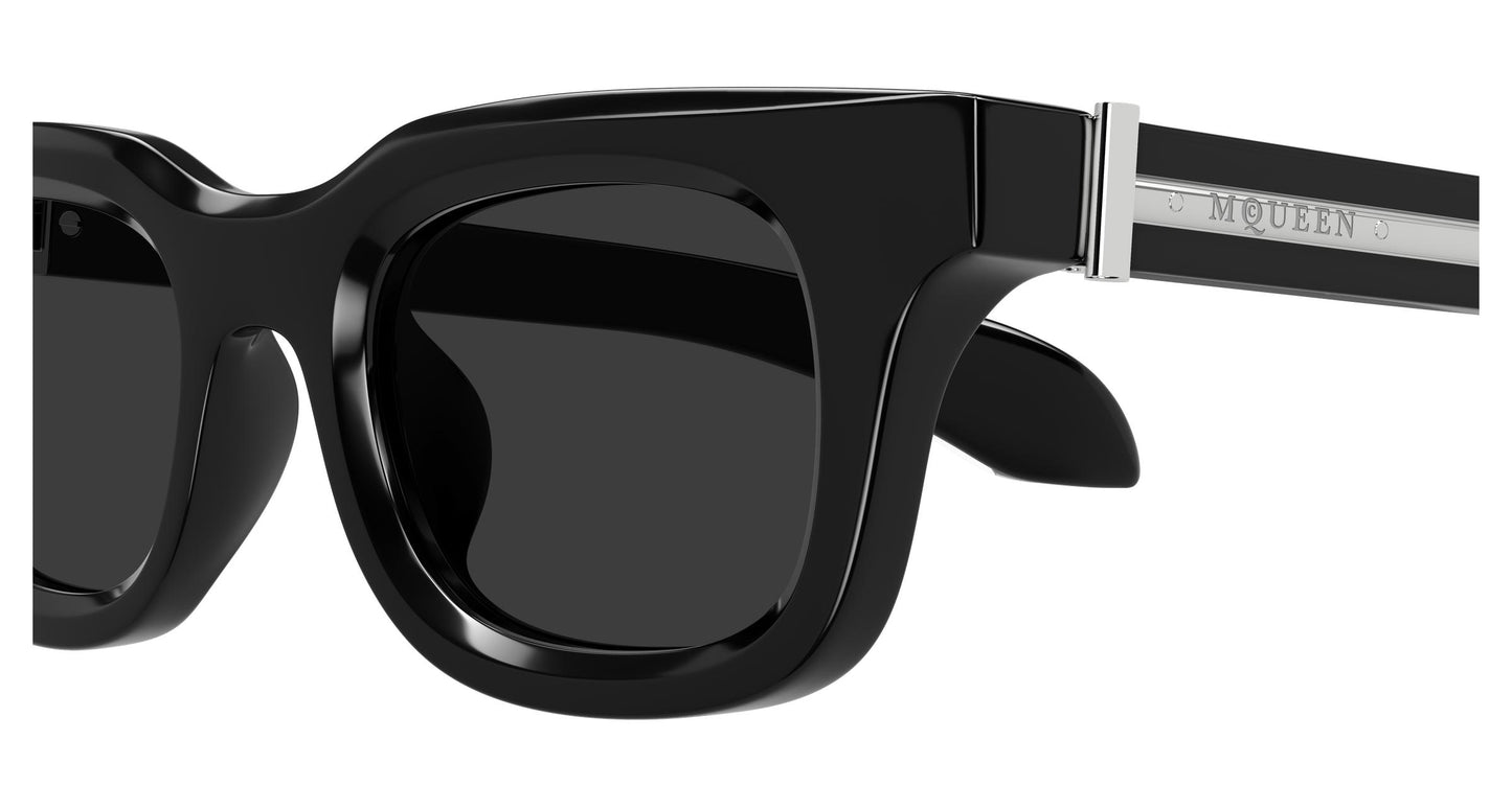 Alexander McQueen AM0547S 001 46