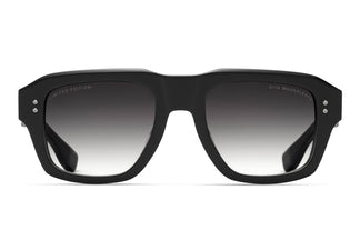 DITA MAGNALEAPR 01 53