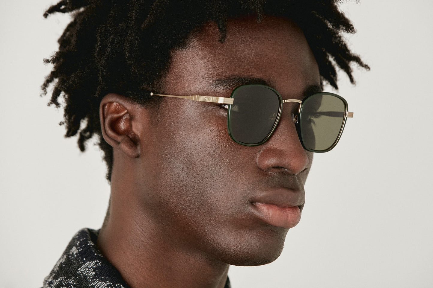 GigiStudios HOFFMAN 1 52