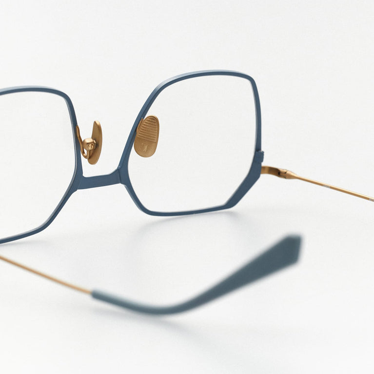 Kaleos Blixen 4Titanio 52