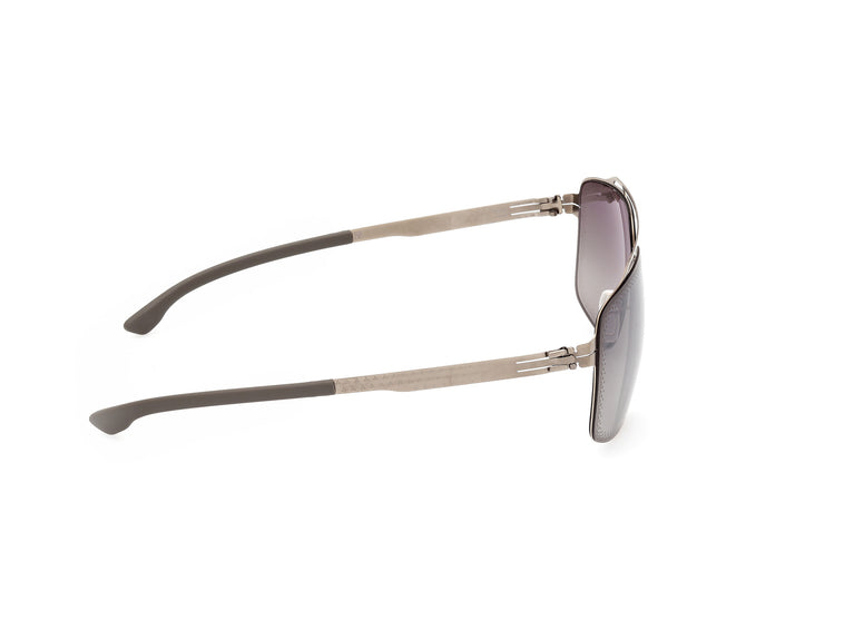 Ic! Berlin Mercedes Benz IM0004 35A 62