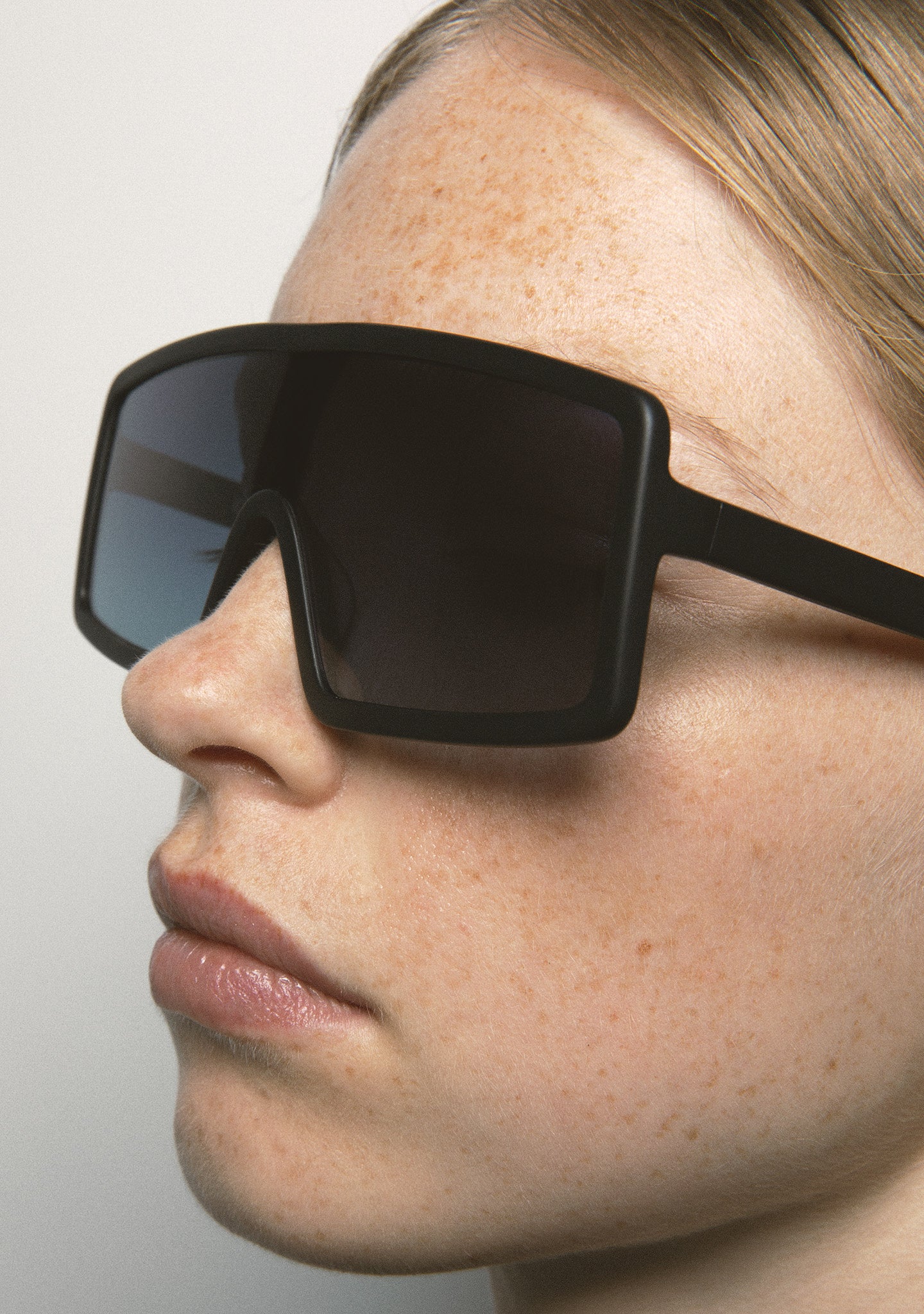 Kaleos 10Th Anniversary A018203 136