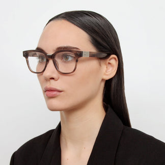 Linda Farrow Sanchez Optical D-Frame in Gray Horn C3 52