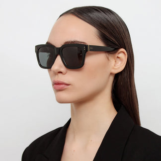 Linda Farrow The Max | D-Frame Sunglasses in Black Frame (C4) 52