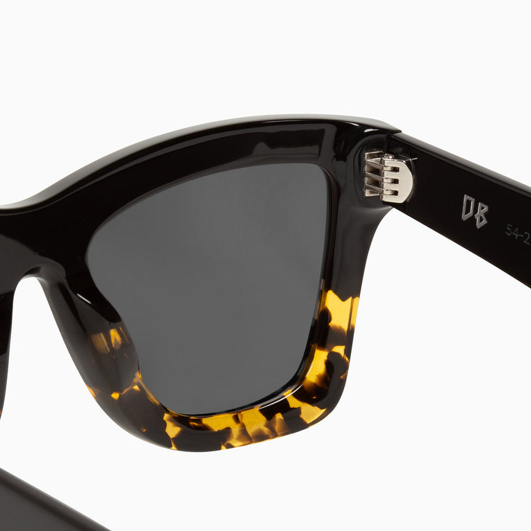 Valley Eyewear DB Black to Tort Black Lens 53