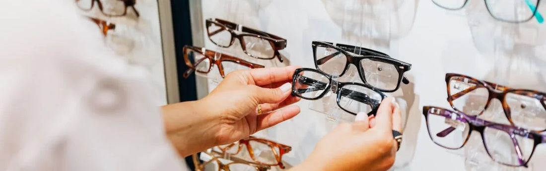 Gafas de pasta: Cómo elegir la mejor para ti y 5 ventajas