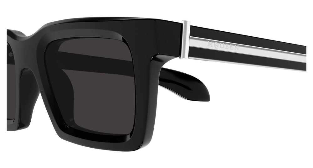 Alexander McQueen AM0506S 001 50