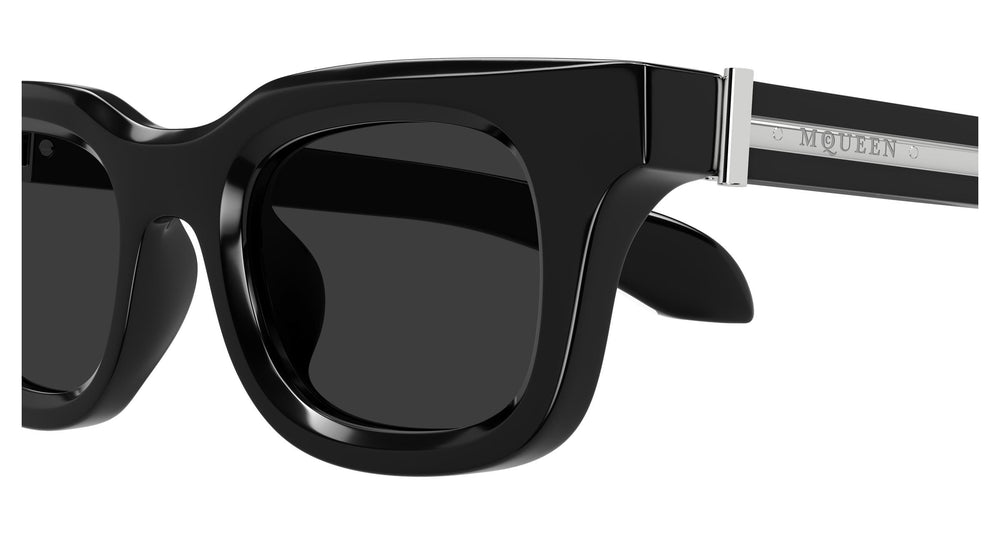 Alexander McQueen AM0547S 001 46