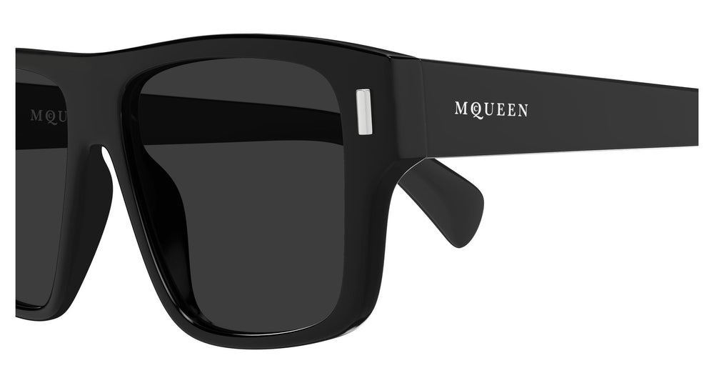 Alexander McQueen AM0550S 001 55