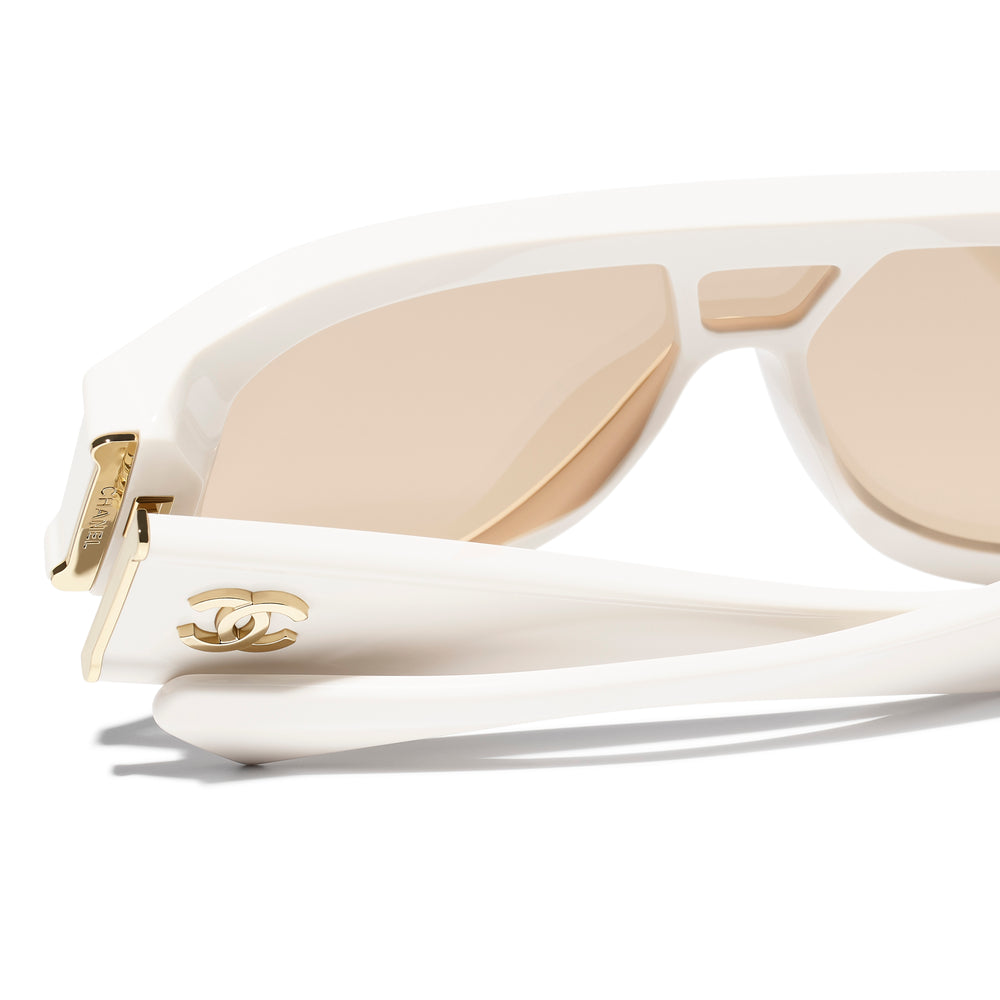 Chanel CH5568 1828S7 0