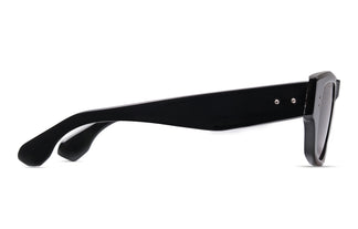 DITA BANTOS 01 51