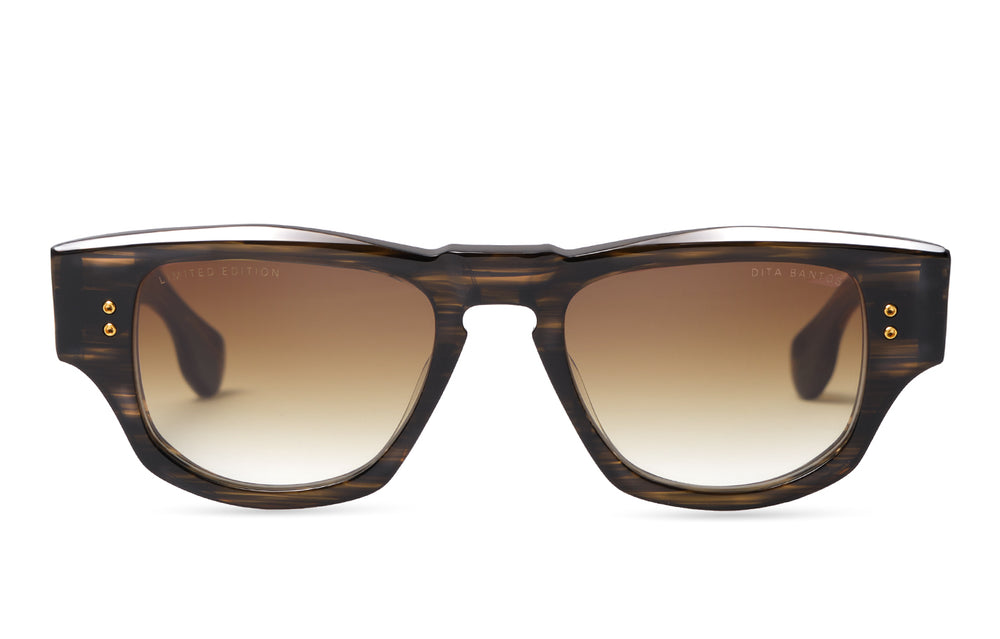 DITA BANTOS 02 51