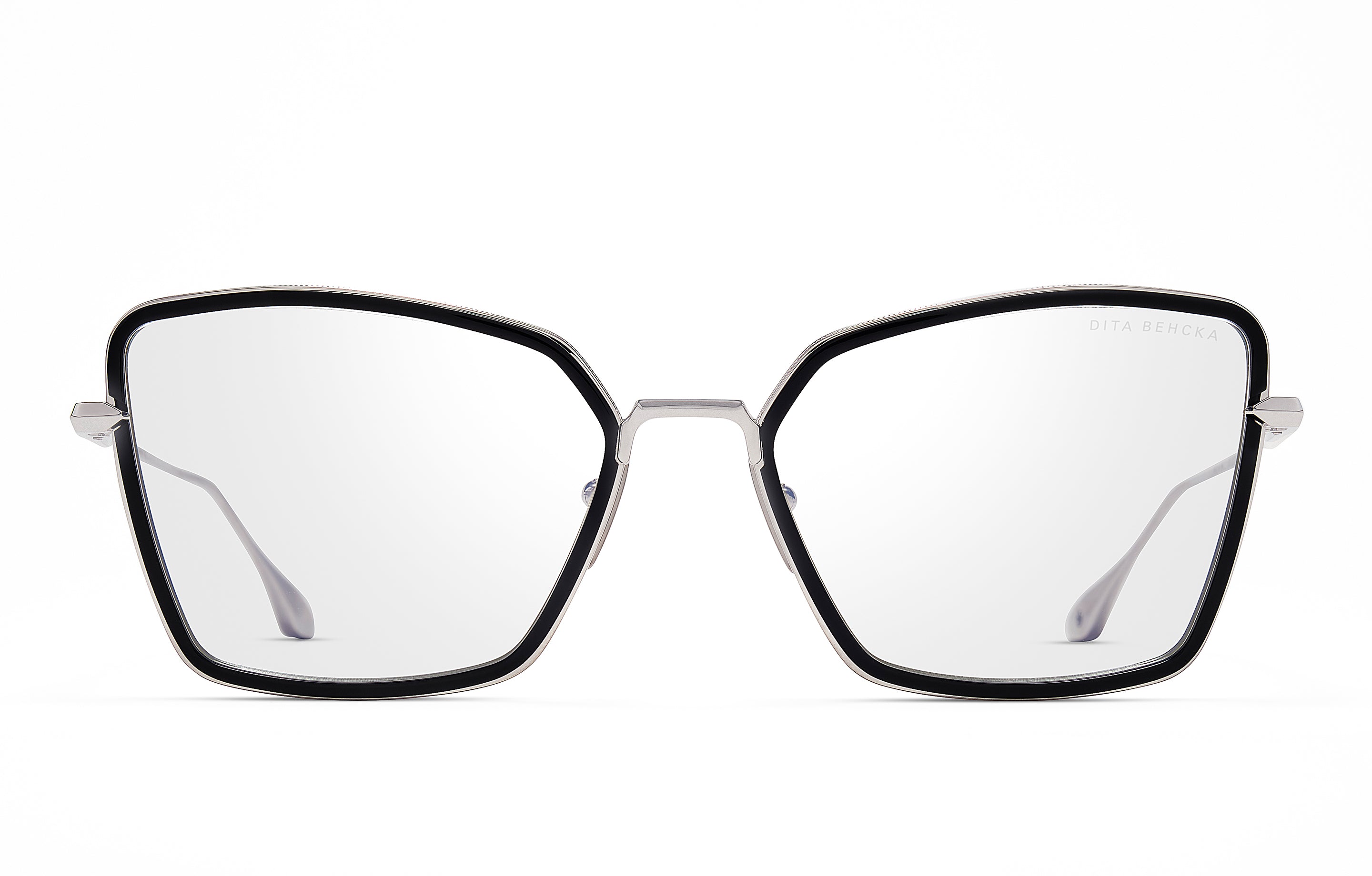 DITA BEHCKA 03 55