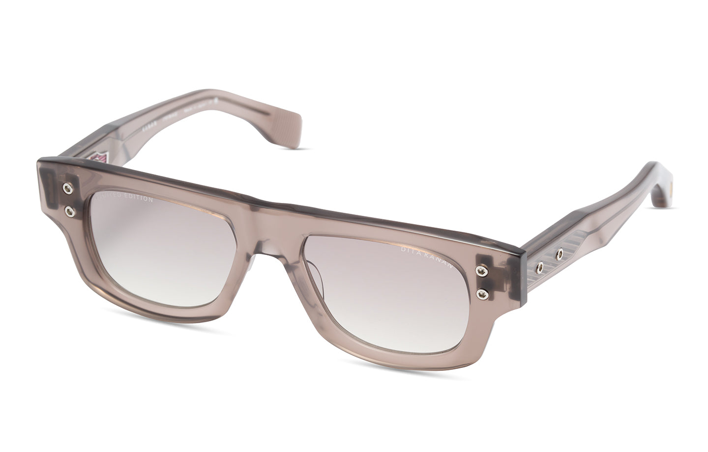 DITA KANAN 02 53
