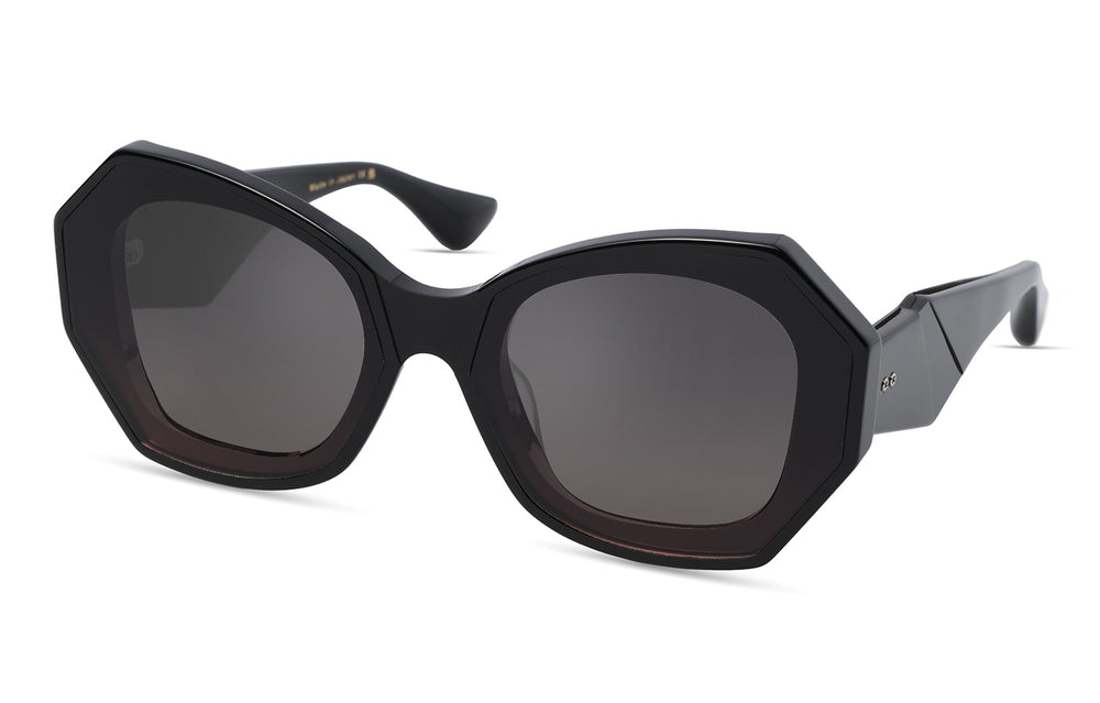DITA KOVAIA 01 62