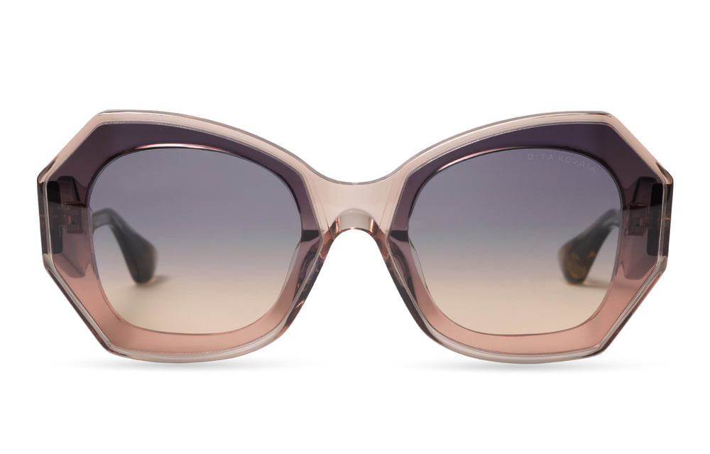 DITA KOVAIA 02 62