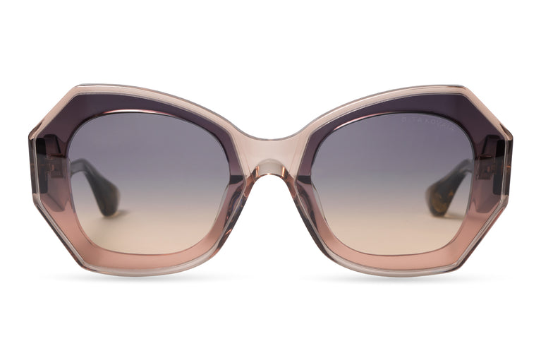 DITA KOVAIA 02 62
