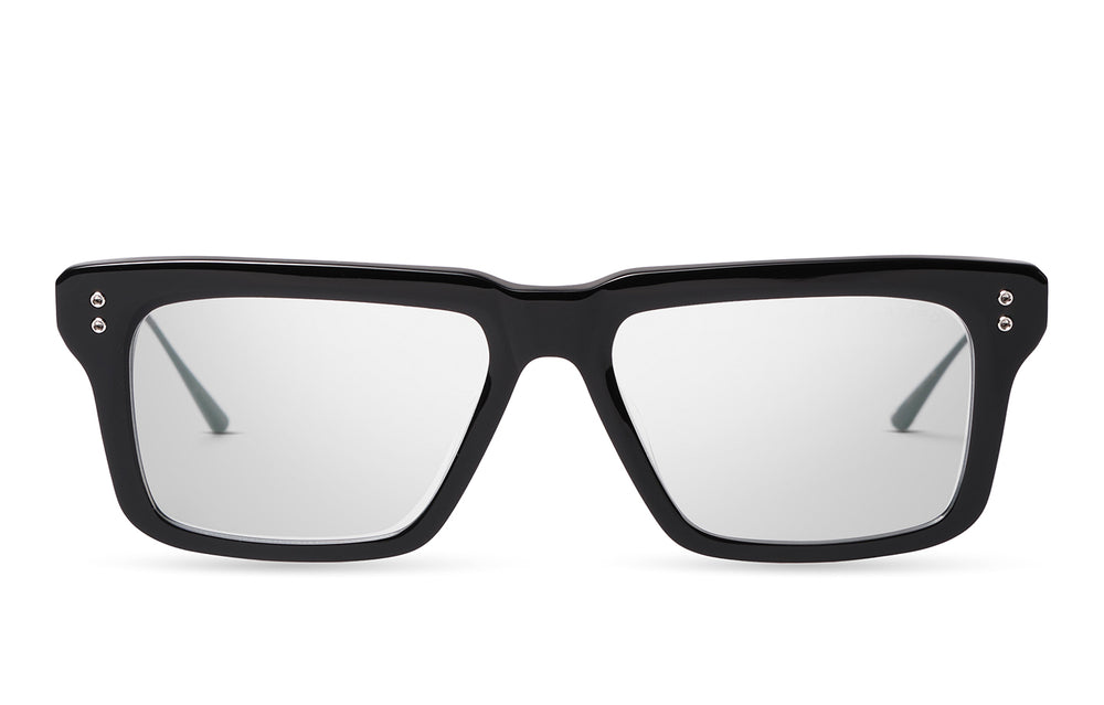 DITA LATARO 01 53
