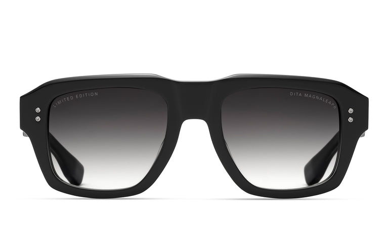 DITA MAGNALEAPR 01 53
