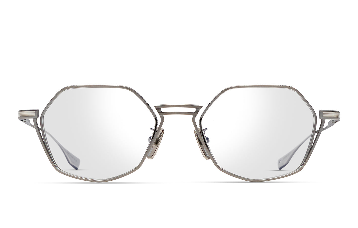 Dita LINDSTRUM-THREE 01 51