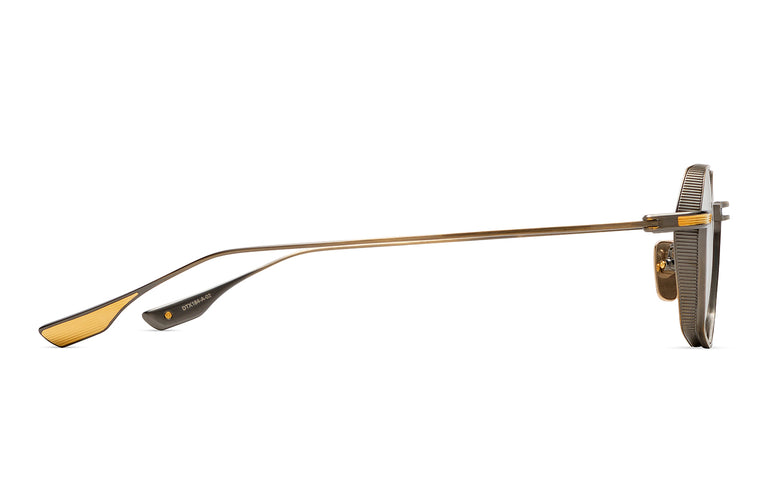 Dita LINDSTRUM-THREE 02 51