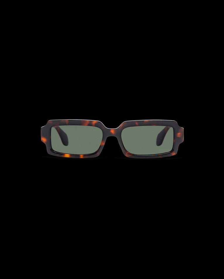 GigiStudios AMBER 20 52