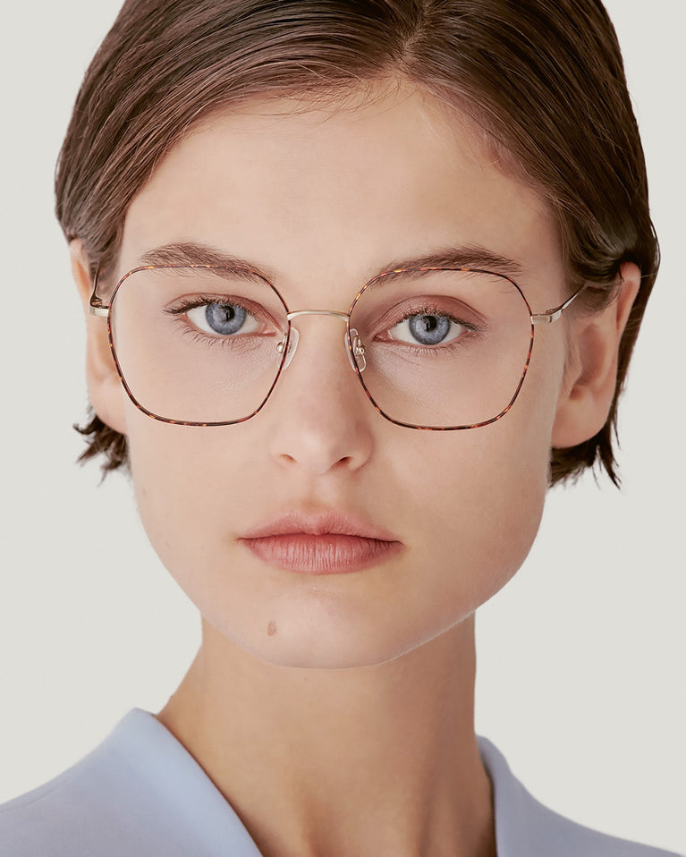 GigiStudios AVERY 1 55