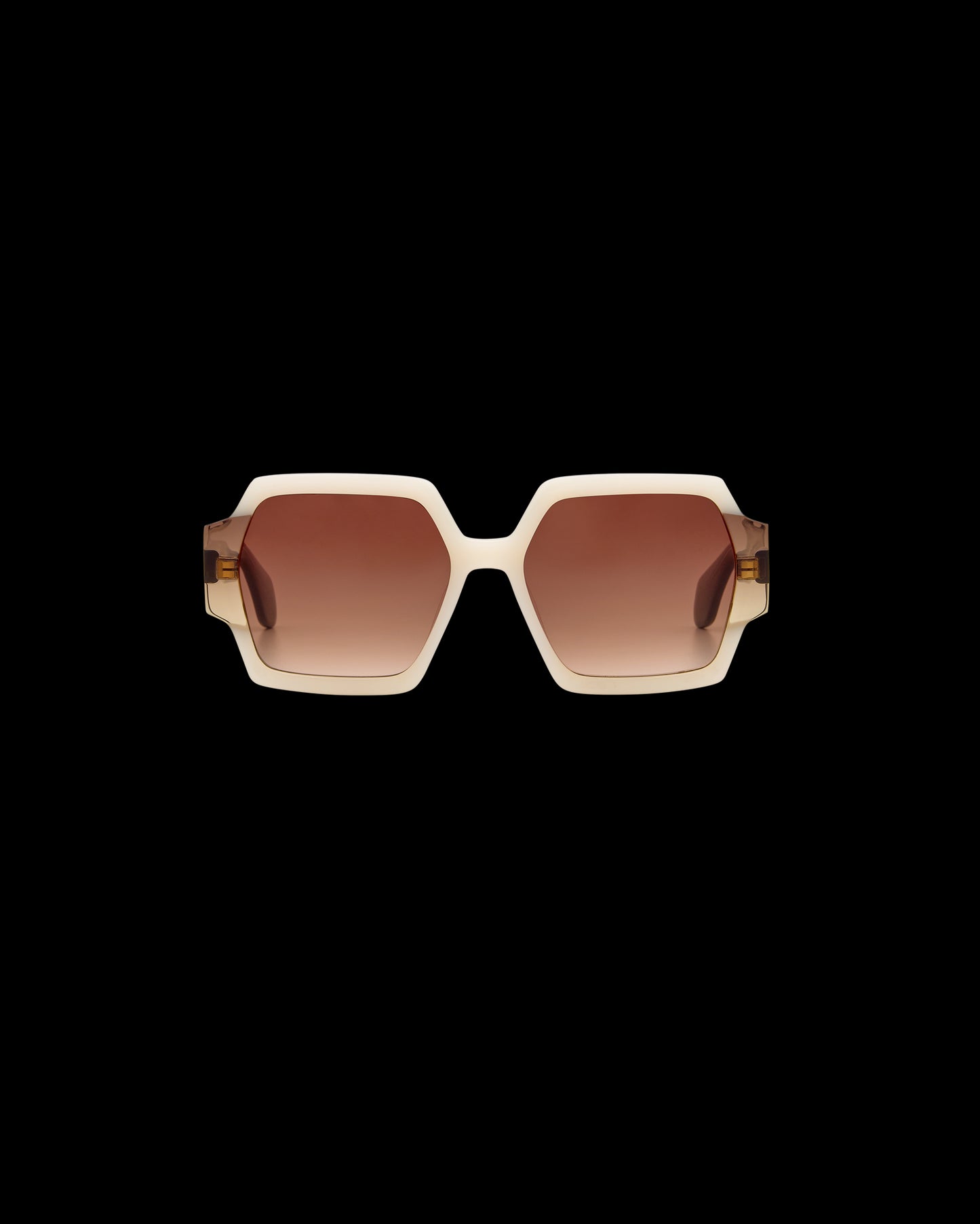 GigiStudios AYNE 70 54