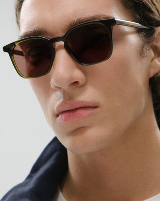 GigiStudios ELIO 33 50