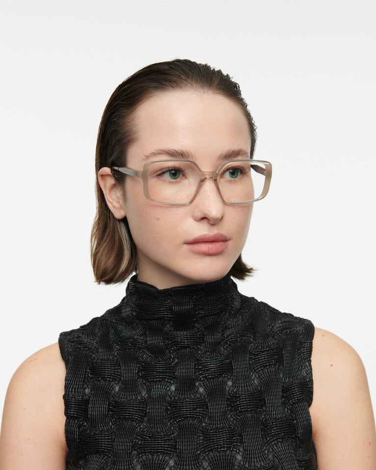 GigiStudios EVELINA 07O 54