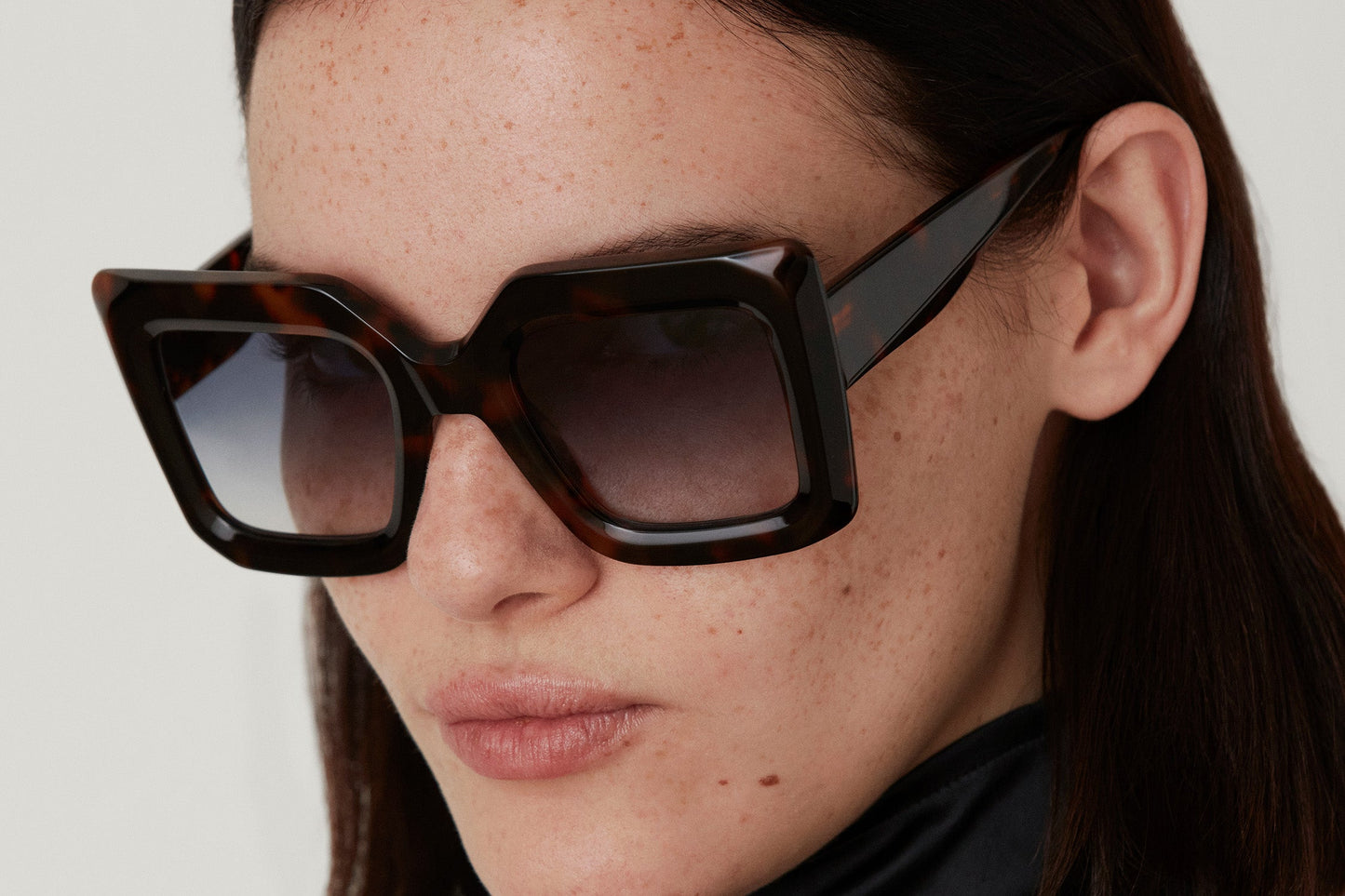 GigiStudios LEANDRA 2 51