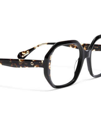 GigiStudios SYLVIE 1 52