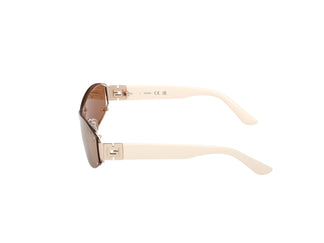 Guess GU00263 32G 136