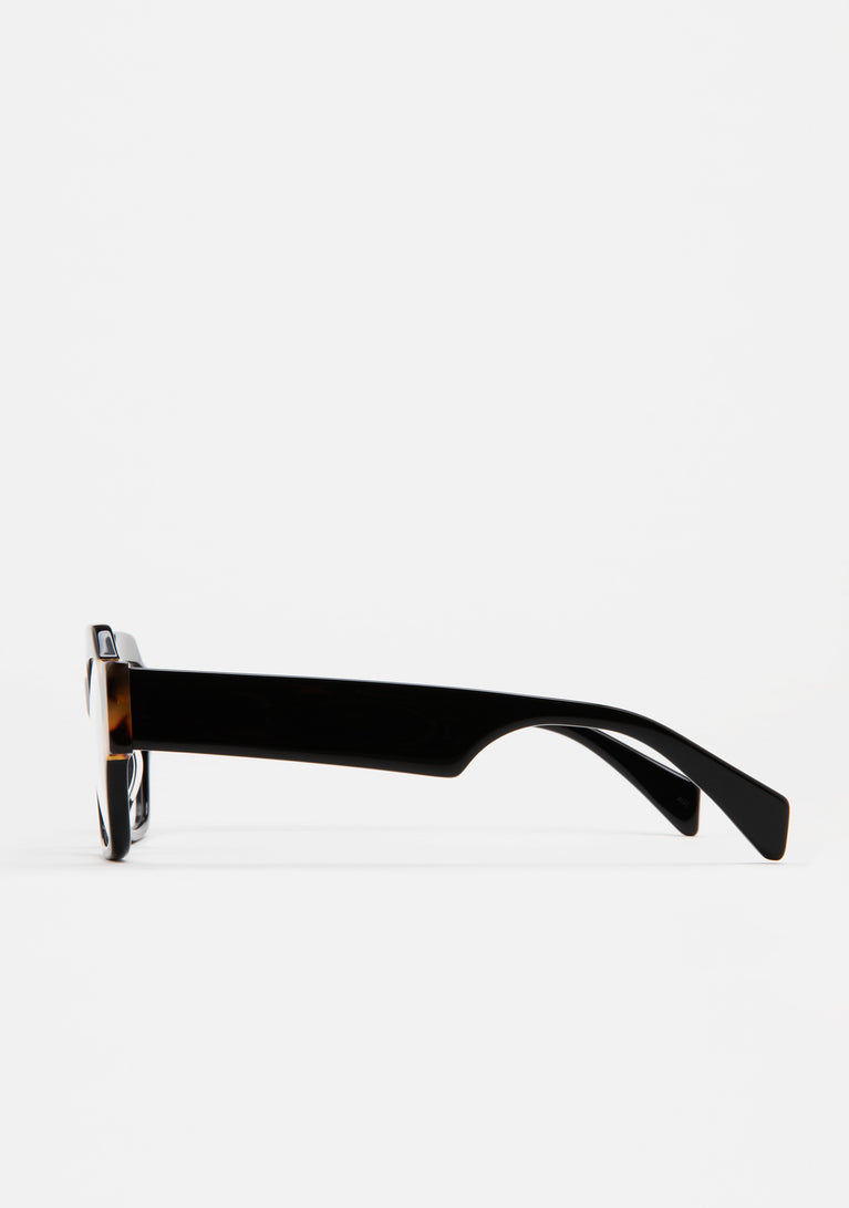 Kaleos Reggiani 11 51