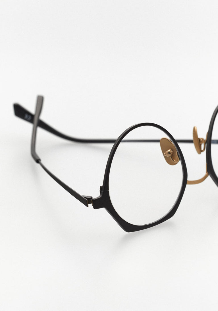 Kaleos Selmanagic Titanio 1 49