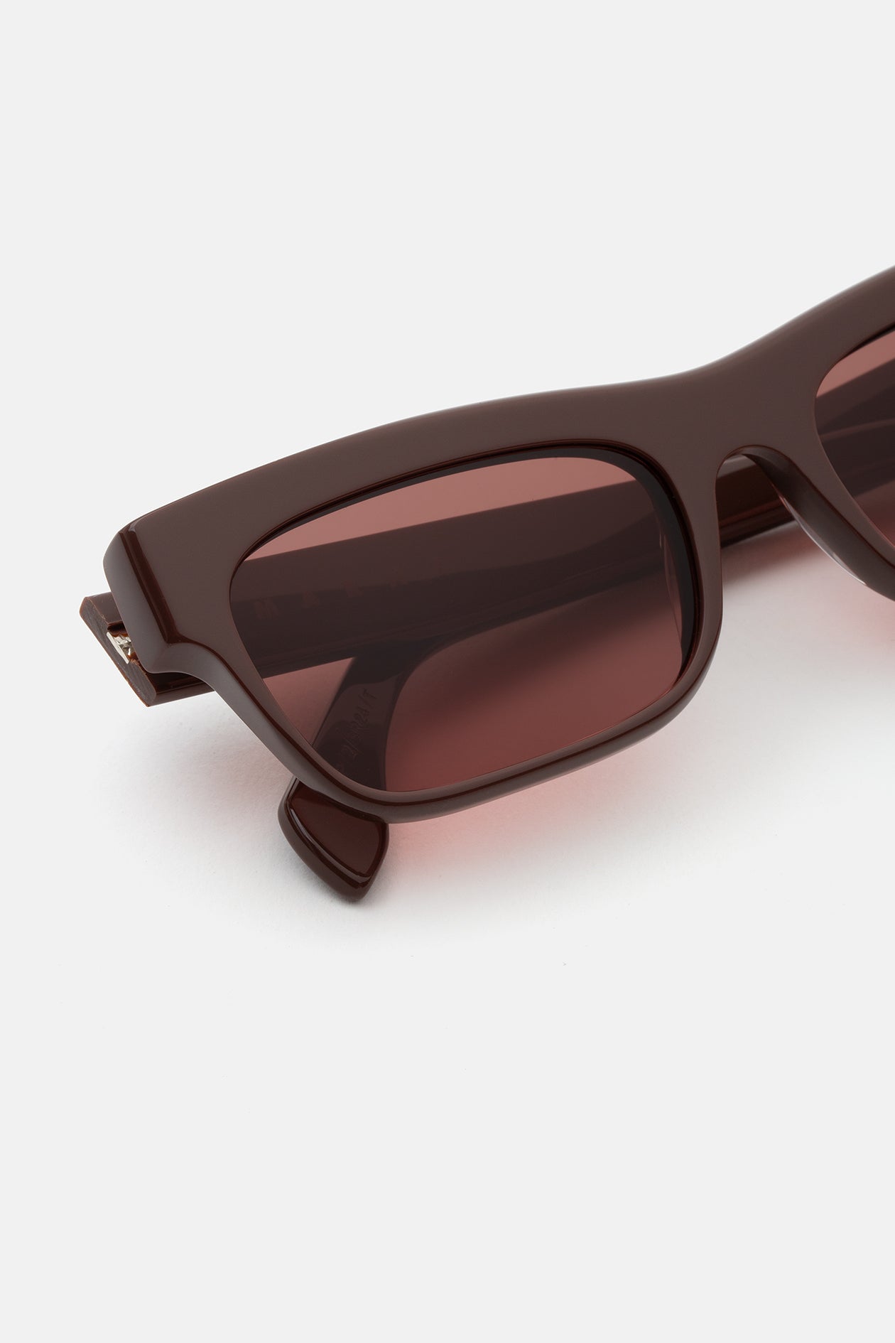 Marni Angdoa Brown EIP 55