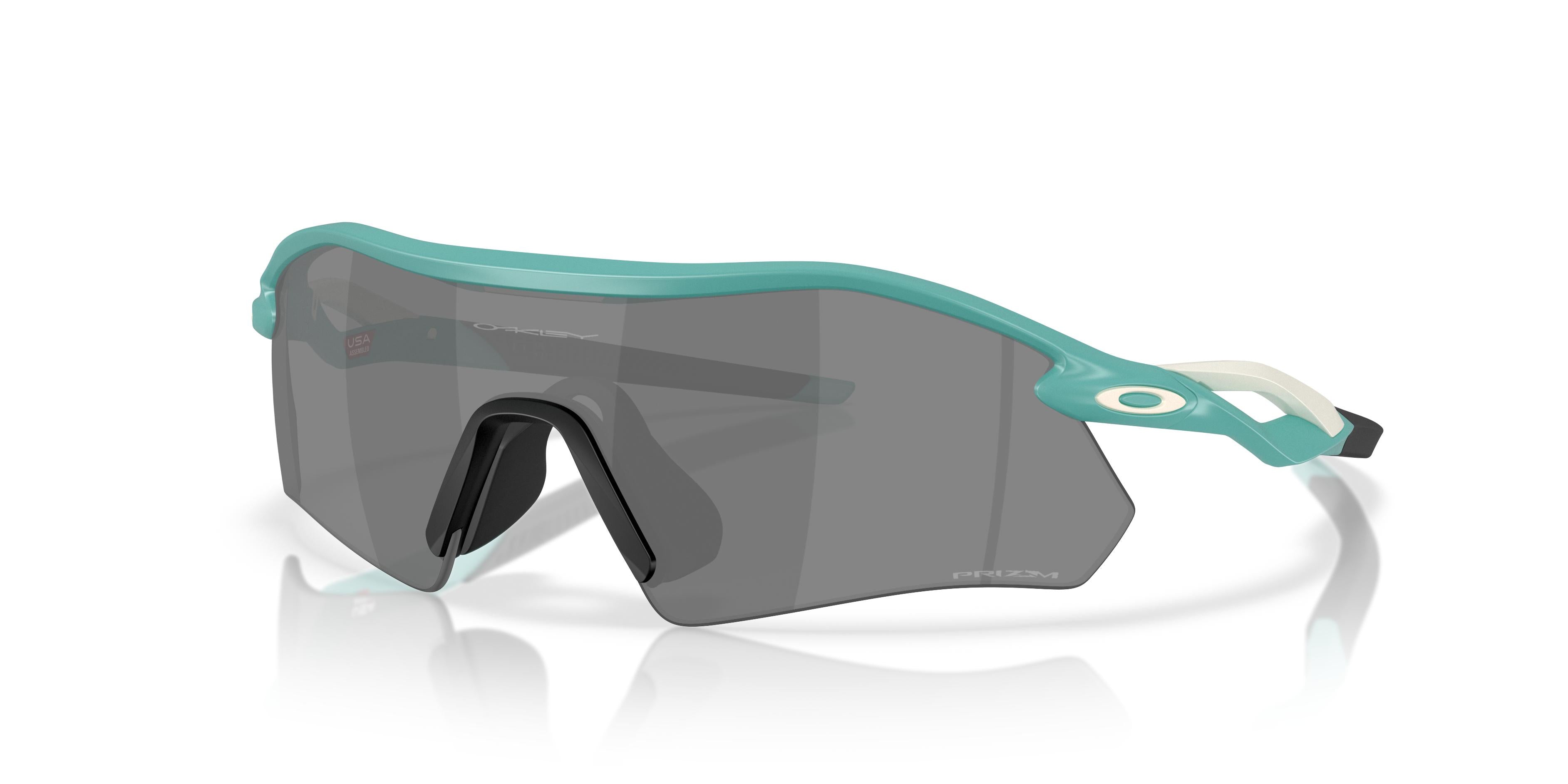 Oakley OO9495D RADAR PLATE 949504 136