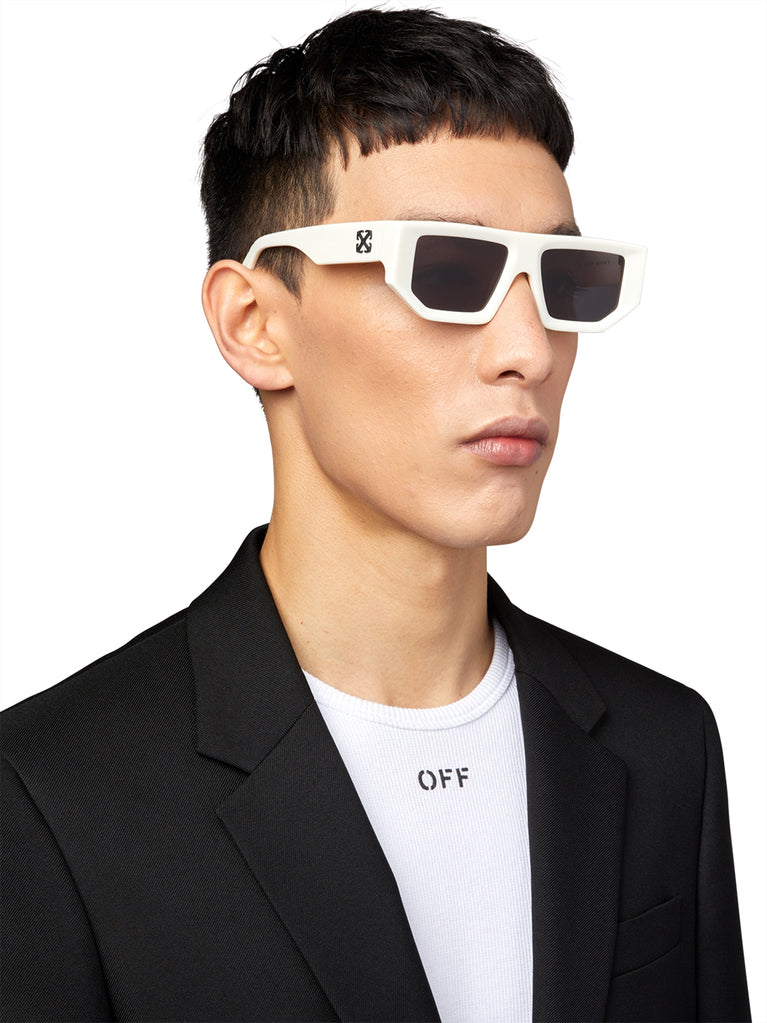 Off White Vancouver 0107 53