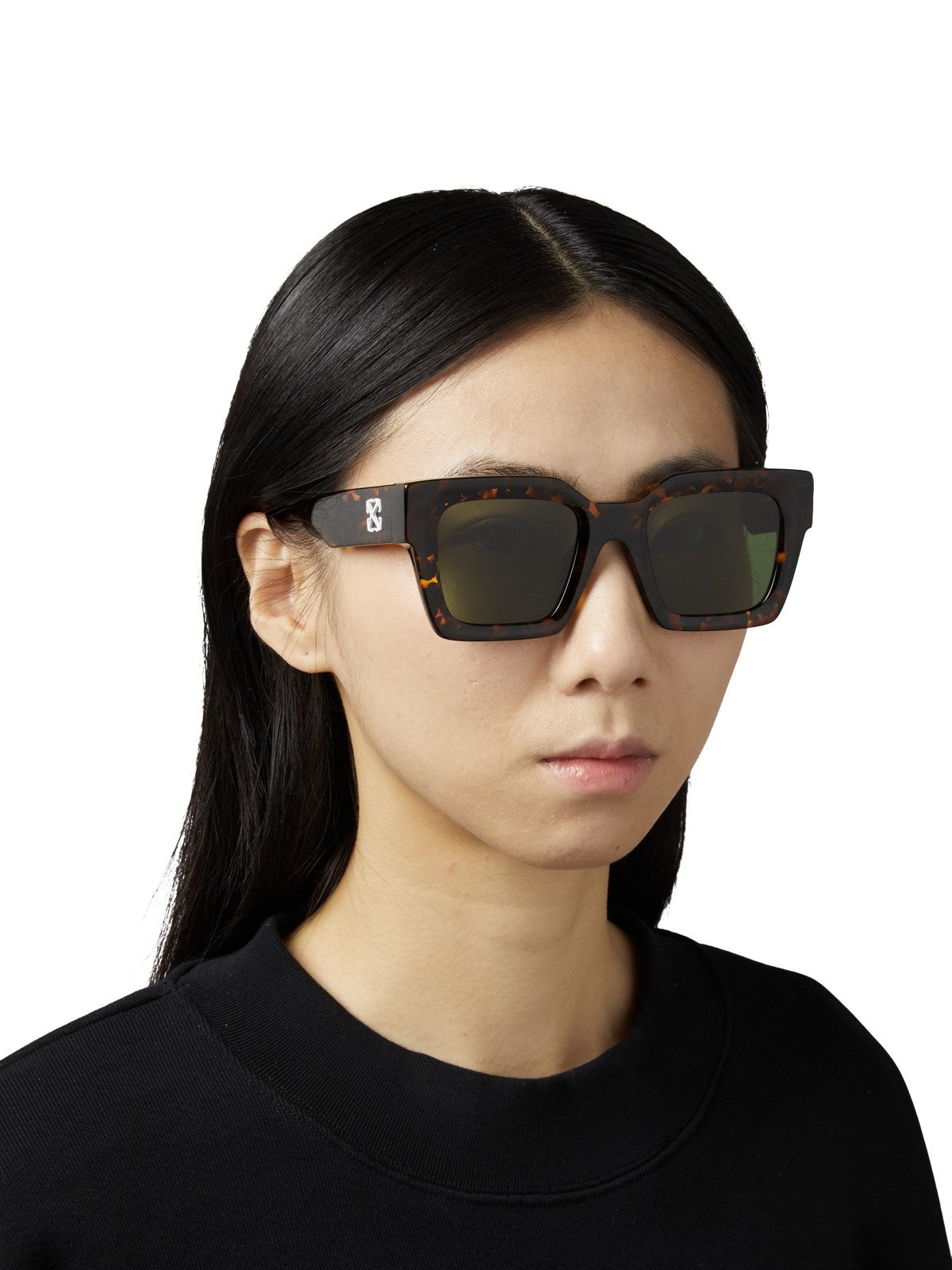 Off White Jackson 6055 50