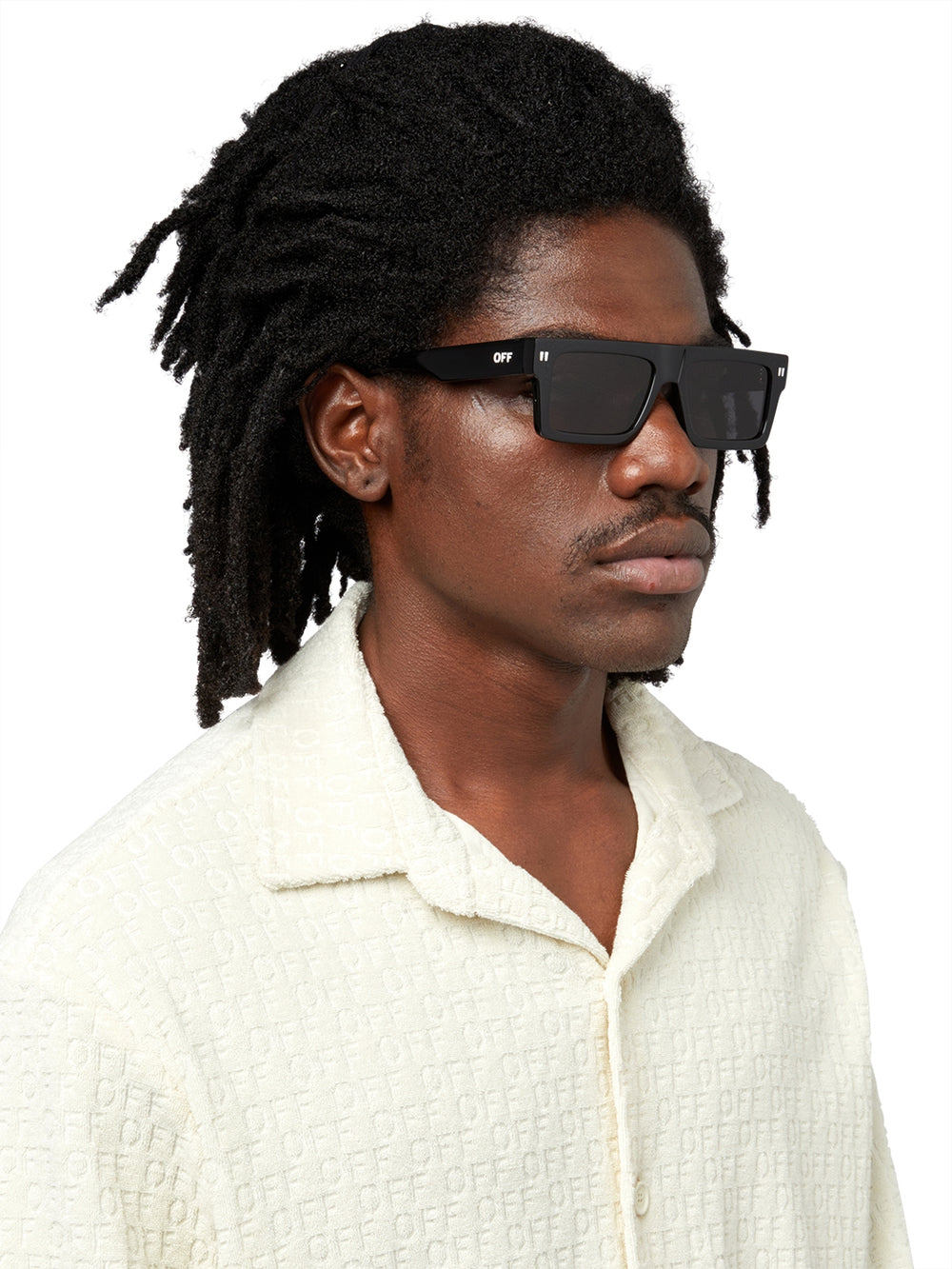 Off White Chandler 1007 55