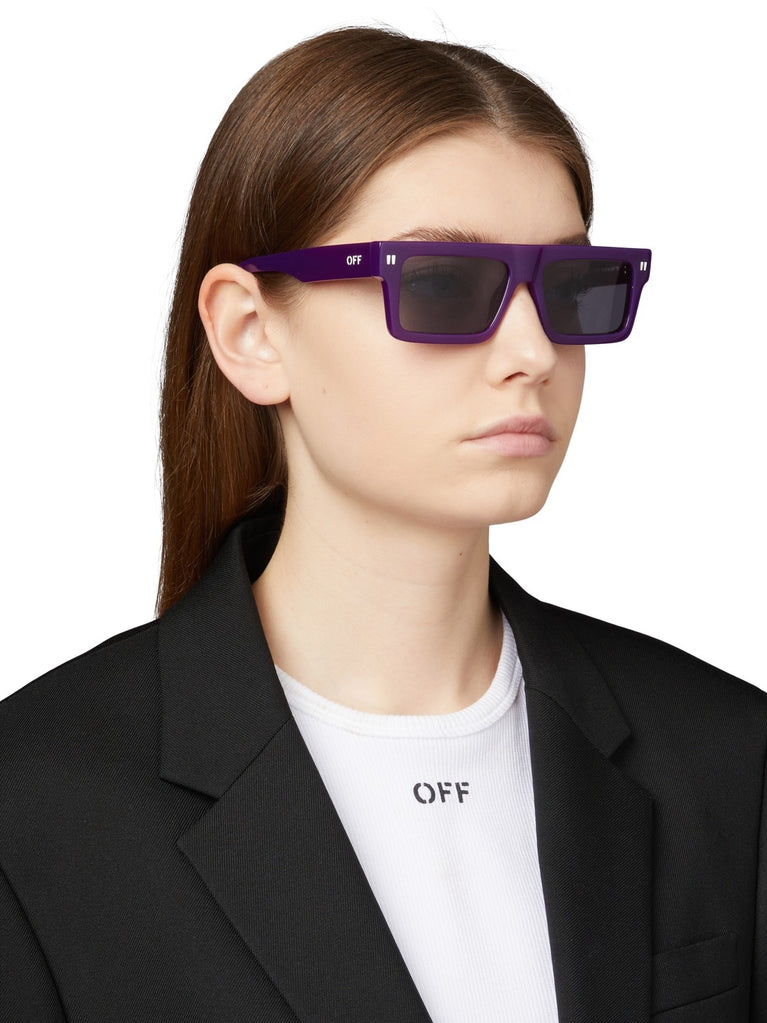 Off White Chandler 3707 55