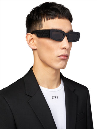 Off White Cary 1007 52