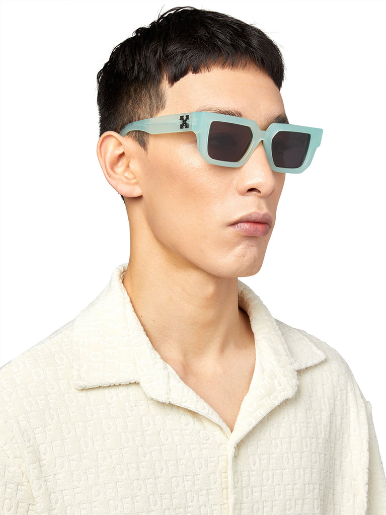Off White Silverstone 5307 52