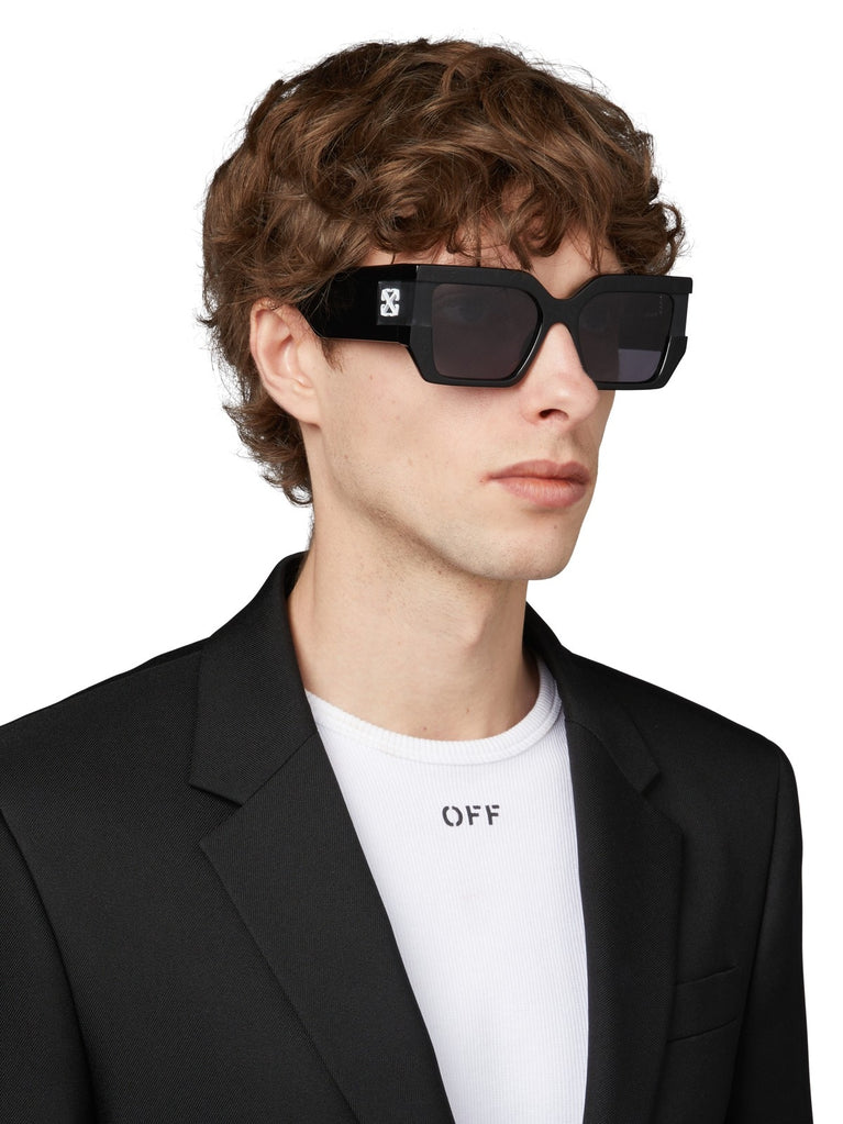 Off White Dover 1007 56
