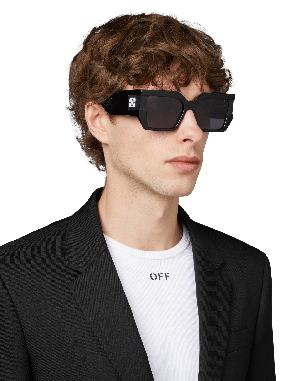Off White Dover 1007 56