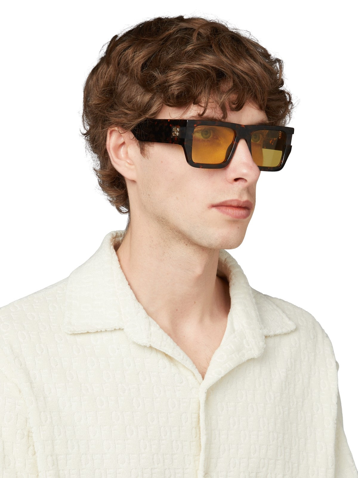 Off White Chester 6062 54